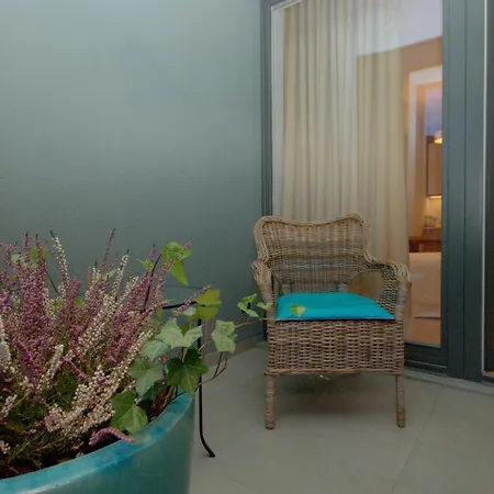 Irs Royal Apartments Apartamenty Irs Kwartal Kamienic