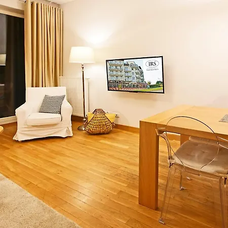 Irs Royal Apartments Apartamenty Irs Kwartal Kamienic Apartment