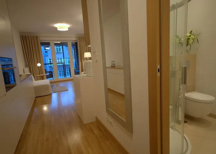 Irs皇家公寓 - Irs公寓排屋 *